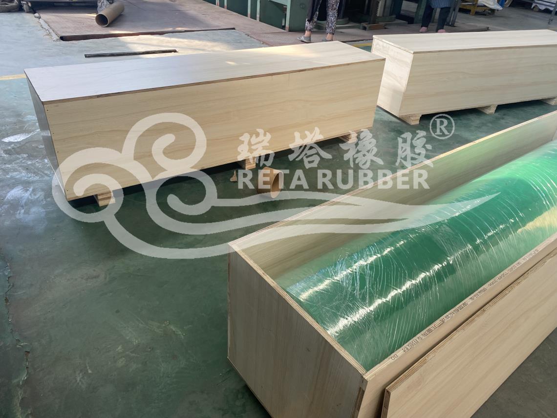 瑞塔橡膠滾筒包膠膠板出口